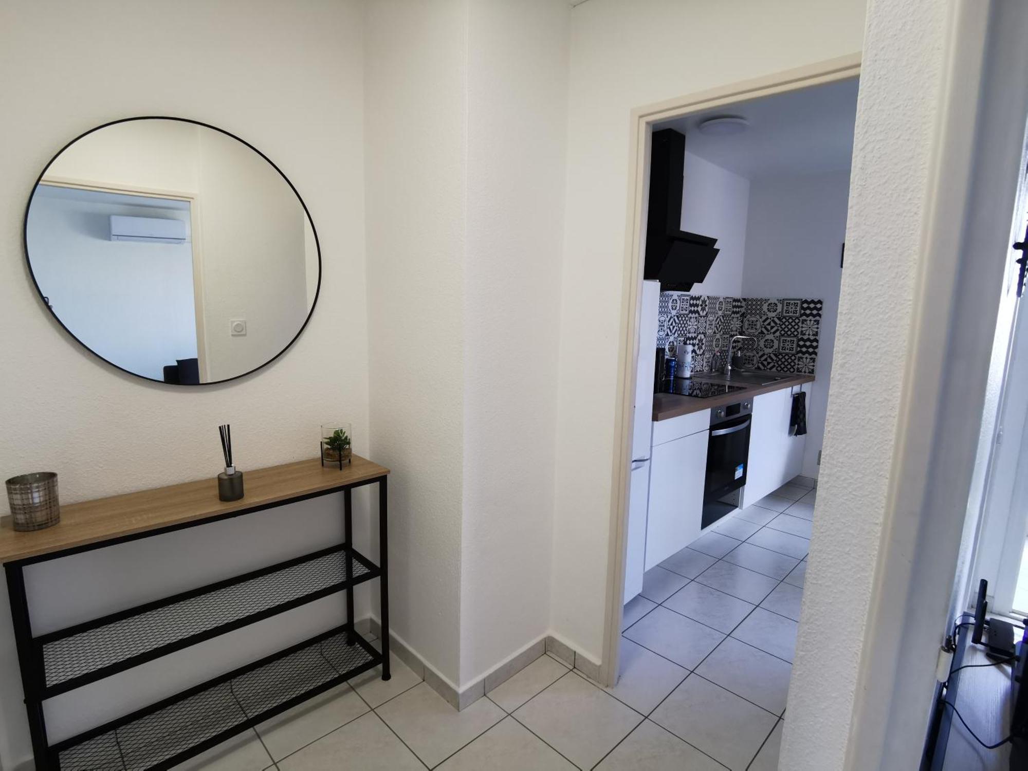 Appartement Refait A Neuf, Climatise Avec Vue Mer Et Montagne, Avec Place De Parking Privative Saint-Cyprien  Exterior foto